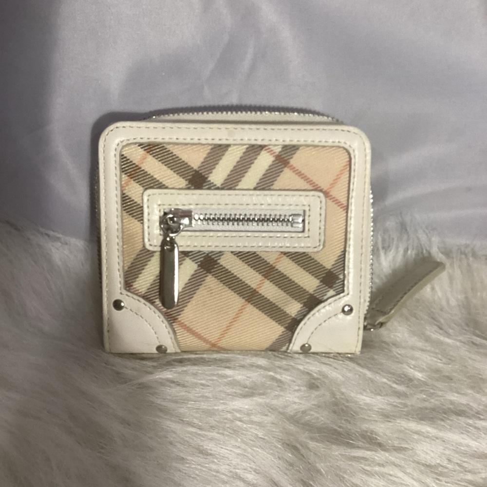 SOLD…..Burberry Blue Label Nova Check Bicolor Canvas/ Patton Leather Mini Wallet - Picture 15 of 15